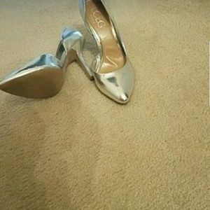 Bcbg heels